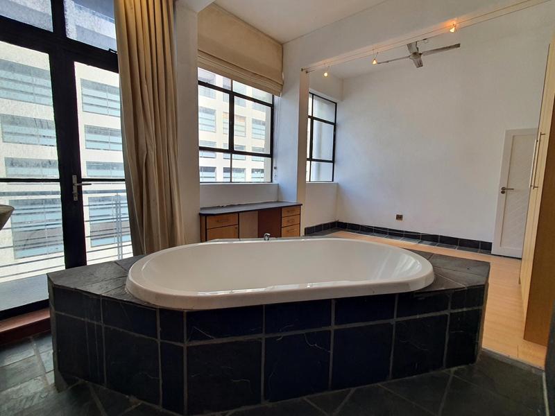 2 Bedroom Property for Sale in Cape Town City Centre Western Cape